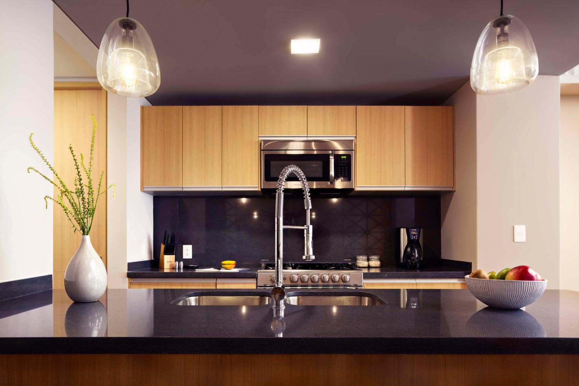 Apartamento de 3 dormitorios con balcón